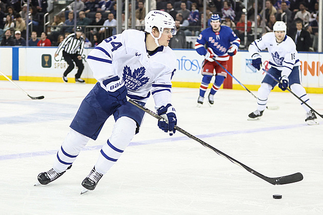 Kämpf je k dispozici, změní v NHL adresu? Toronto nabídlo útočníka ostatním klubům