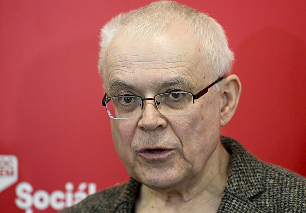 Špidla bude kandidovat do vedení SOCDEM. Chce se stát „převozníkem“