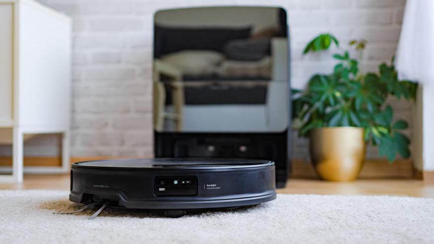 Jaký nejlepší vysavač na Black Friday? Roborock Saros 10R můžete mít o třetinu levněji