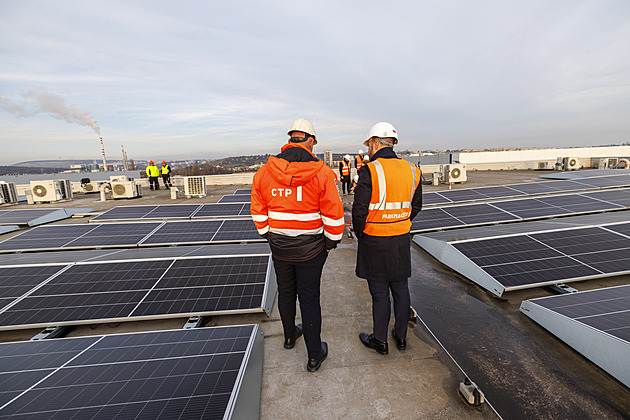 Solární energie je na vzestupu. Výroba fotovoltaiky letos narostla o více než třetinu