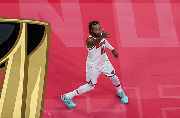 Brunsonova nejlepší půle v sezoně načala Toronto. Bane v NBA Cupu ukázal magii