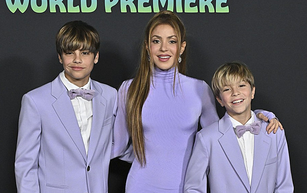 Milan a Sasha poprvé na pódiu. Shakira si na koncertě zazpívala se syny