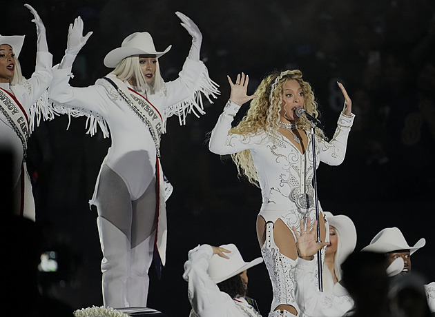 Beyoncé se stala mezi hudebníky pátou miliardářkou, první byl její manžel