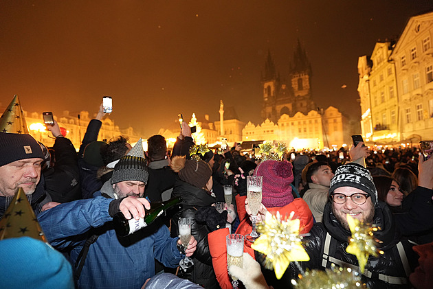 Silvestr v Praze. Kde pořádají ohňostroj a tipy na netradiční vítání nového roku