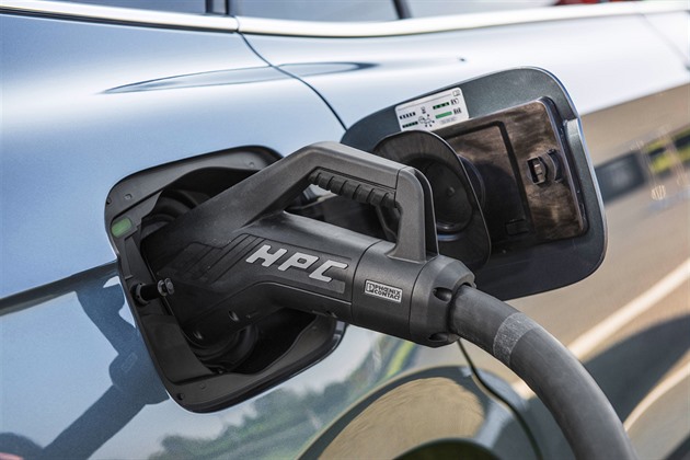 Německo znovu rozdá peníze na nákup elektroaut. Chudým dá dotaci až 150 tisíc