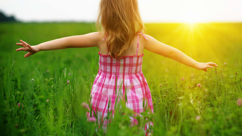 Neděle bude nejteplejším dnem roku, pak přijde zvrat. Česko bude teplotně rozdělené