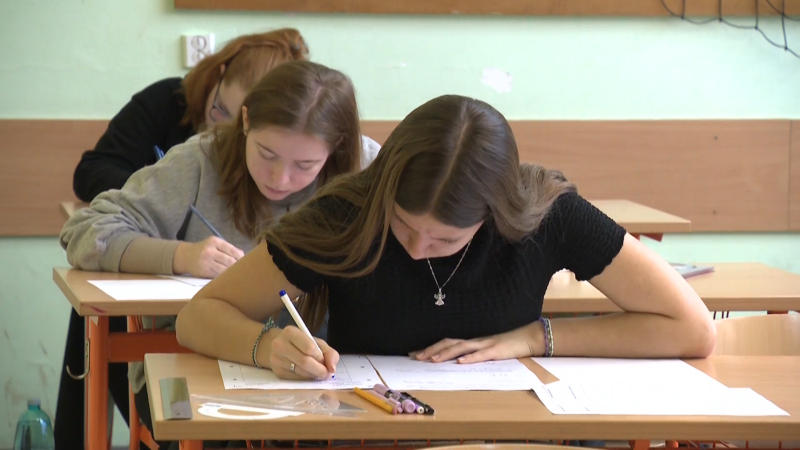 Plagou zrušené testování školáků vzedmulo vášně. Rodiče si stěžují na narušení soukromí