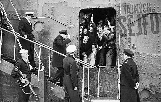 Jízda na tygrovi. Churchill plul do USA s pěti tisíci německými zajatci